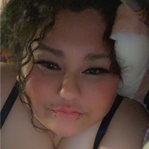 Meet your Posher, Karina